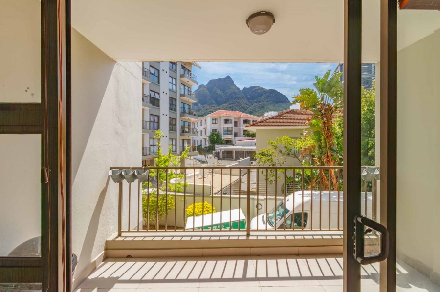 To Let 2 Bedroom Property for Rent in Rondebosch Western Cape